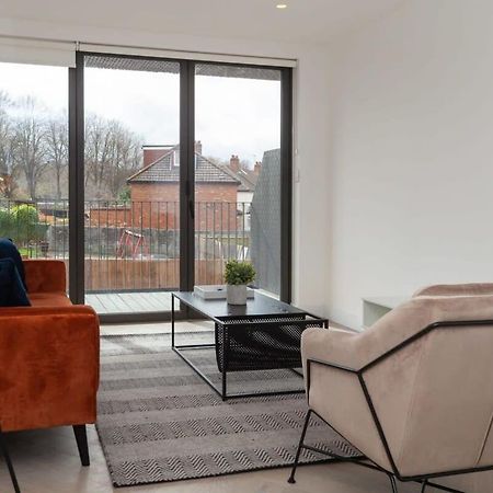 Modern 2 Bedroom Apartment In Wimbledon London Luaran gambar