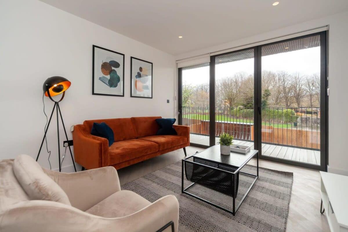 Modern 2 Bedroom Apartment In Wimbledon London Luaran gambar
